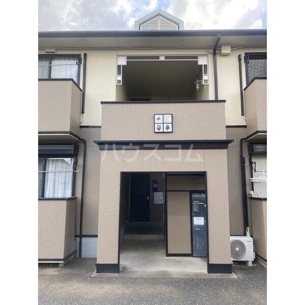 3/8 エントランス