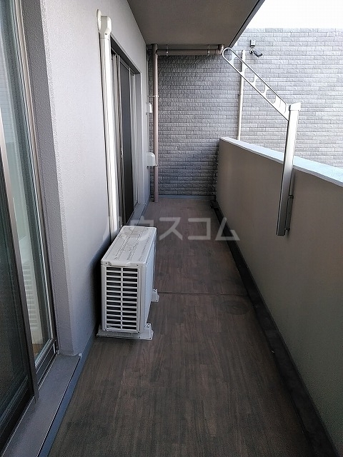 20/30 バルコニー