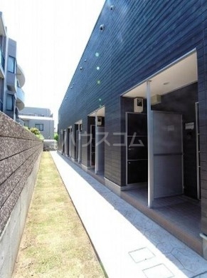 14/20 エントランス