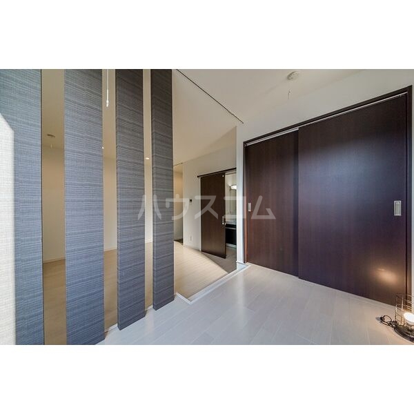 19/26 エントランス