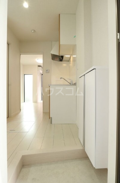 17/23 エントランス