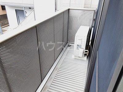 21/30 バルコニー