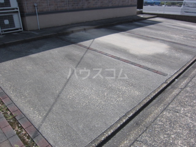 22/29 駐車場