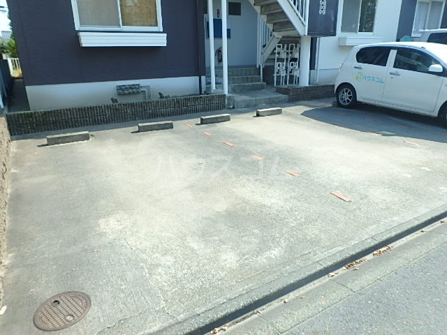 15/23 駐車場