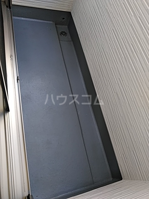 17/27 バルコニー