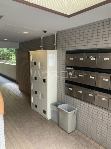 19/29 エントランス