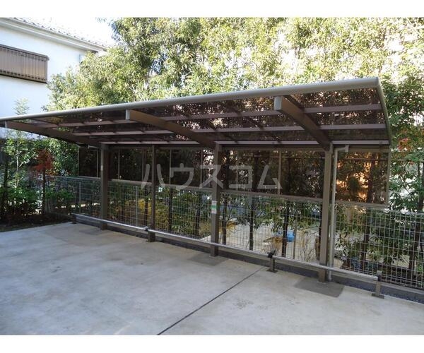 20/29 エントランス