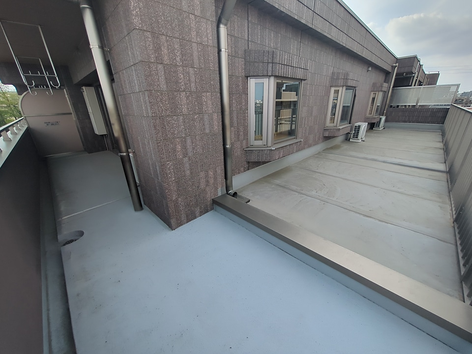 20/30 バルコニー