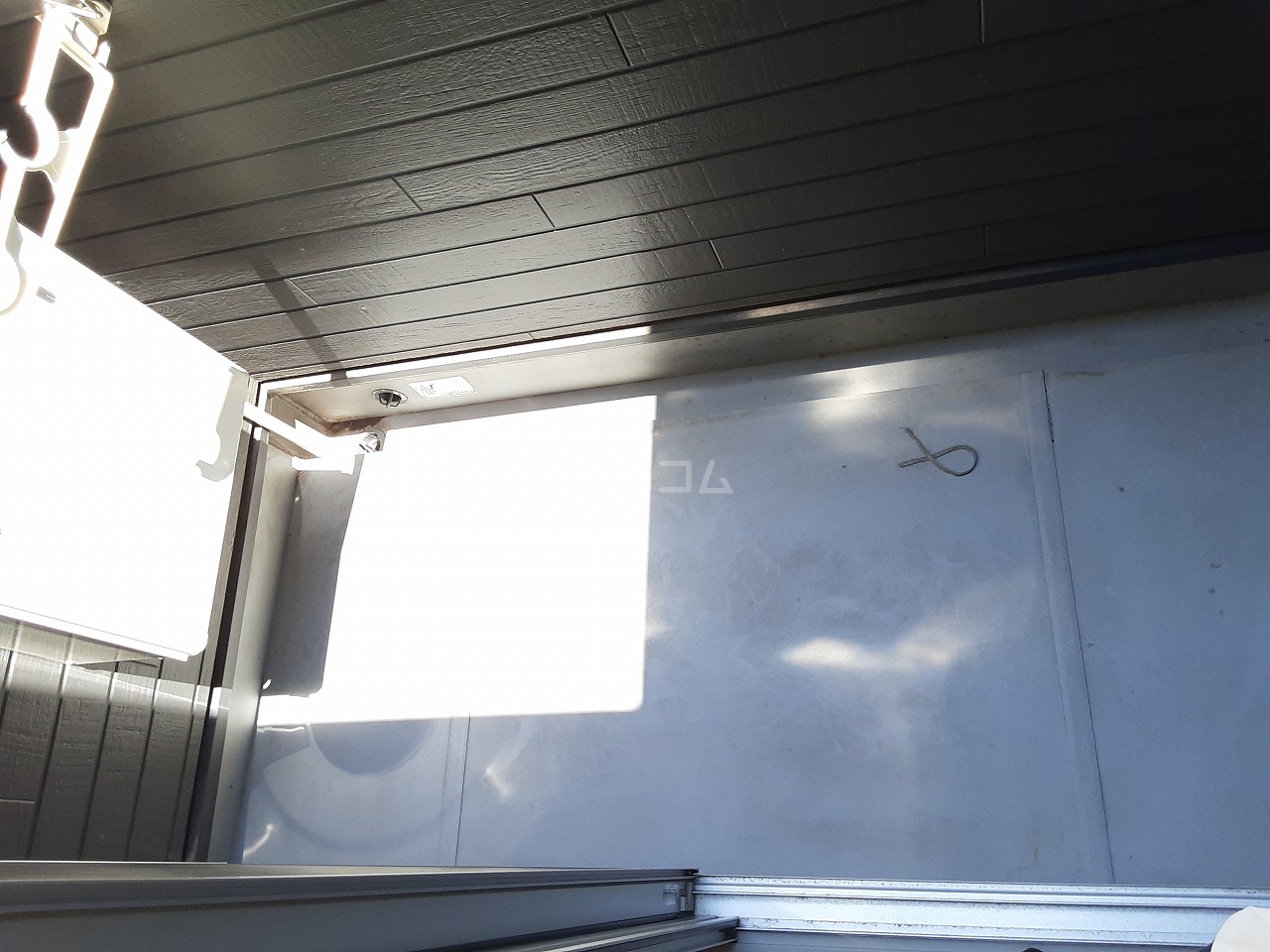 20/27 バルコニー