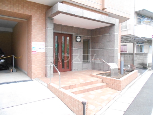 29/30 エントランス