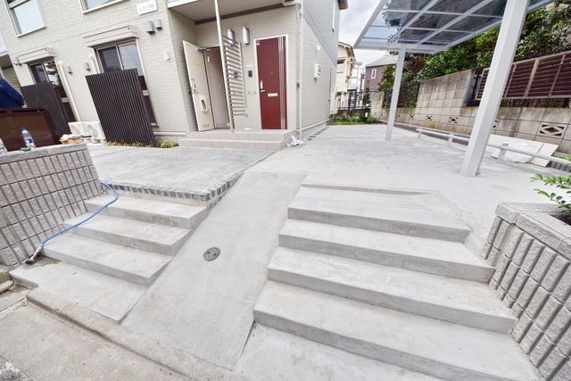 14/19 エントランス