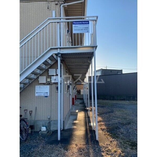 13/21 エントランス