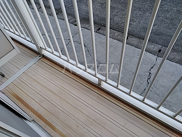 14/27 バルコニー