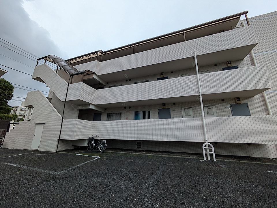2/30 外観