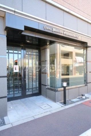 21/23 エントランス