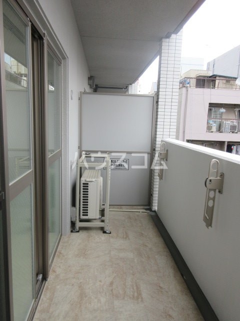 18/29 バルコニー