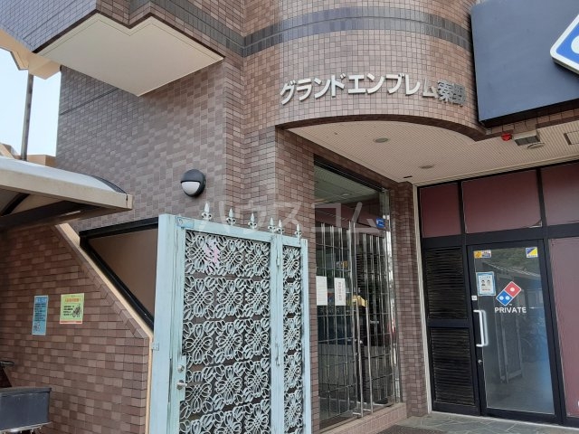 29/30 エントランス