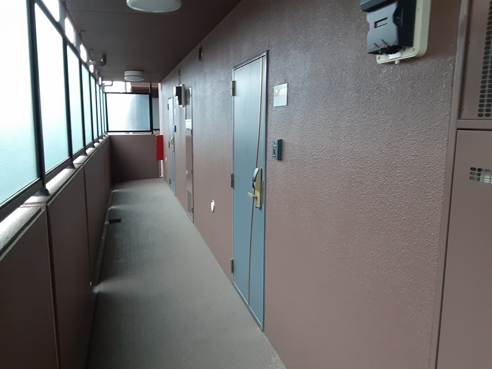 20/30 エントランス