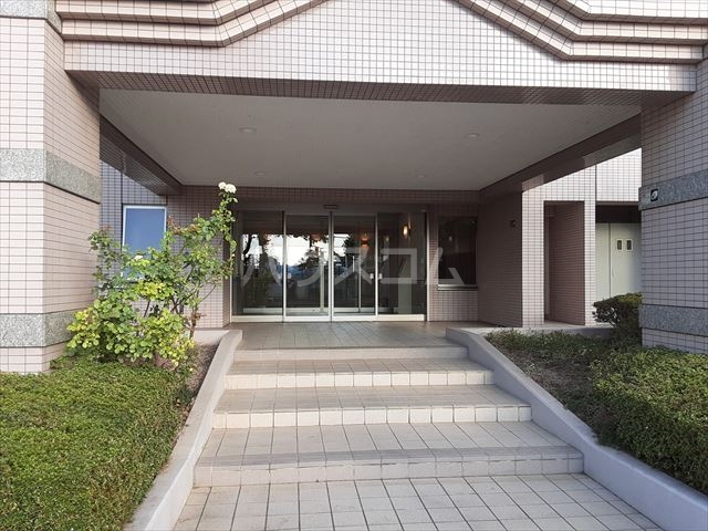 2/10 エントランス