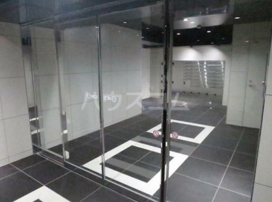 14/22 エントランス