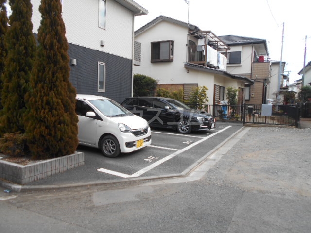 26/30 駐車場