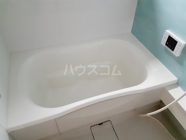 13/30 浴室