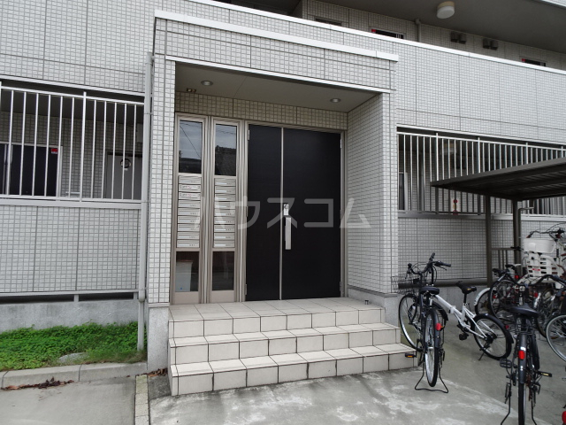 2/10 エントランス