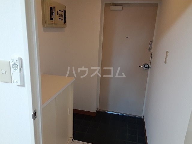 13/30 玄関