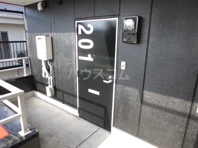 22/24 エントランス