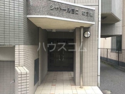 14/18 エントランス