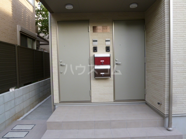 14/23 エントランス