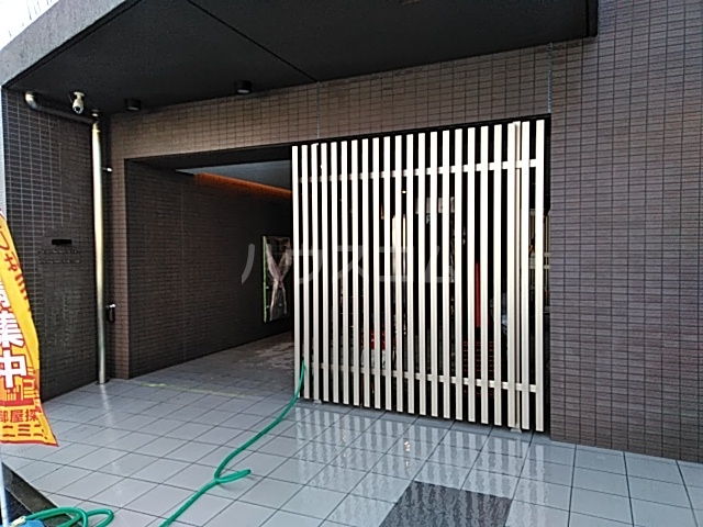 17/21 エントランス