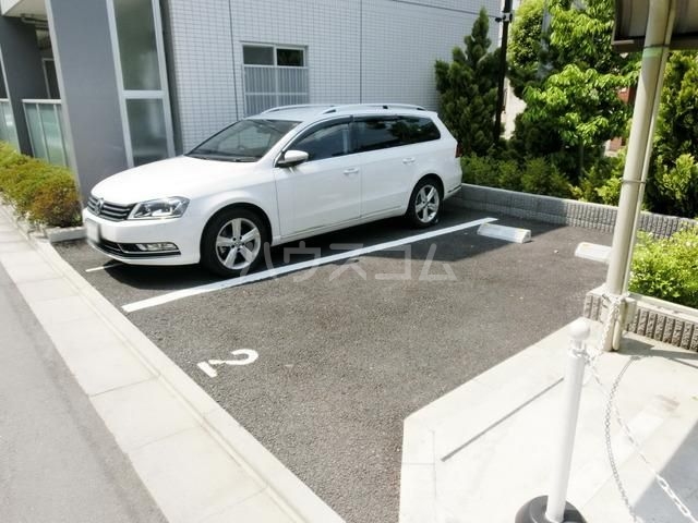 15/25 駐車場