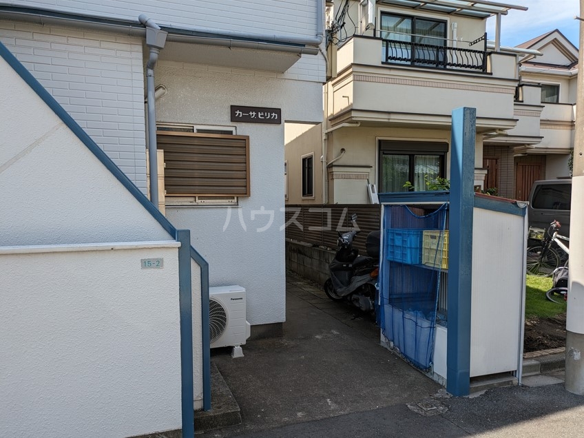 14/23 エントランス