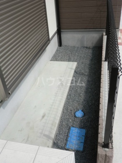 19/26 バルコニー