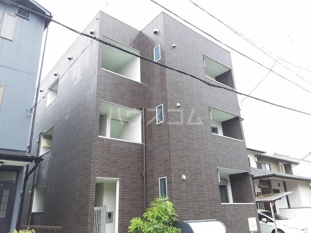 2/30 外観