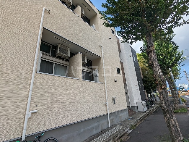 2/30 外観