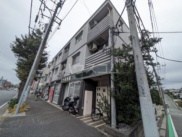2/4 外観