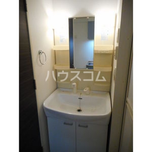 13/30 洗面