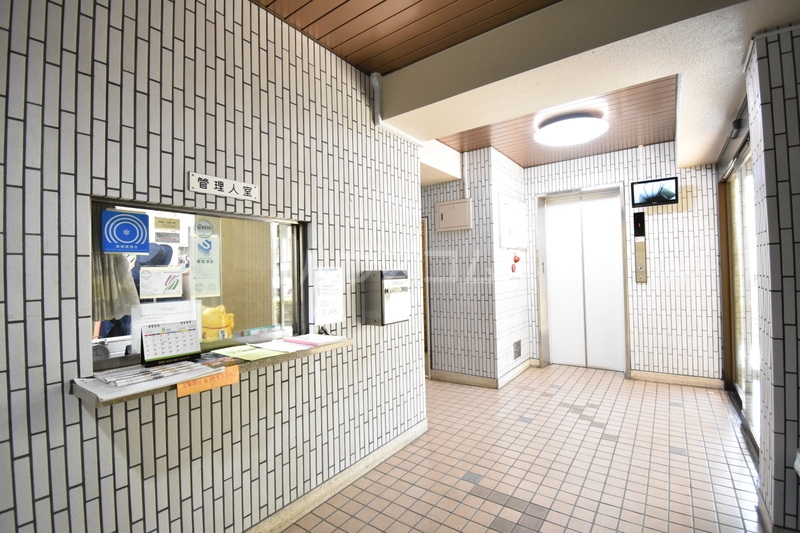 14/21 エントランス