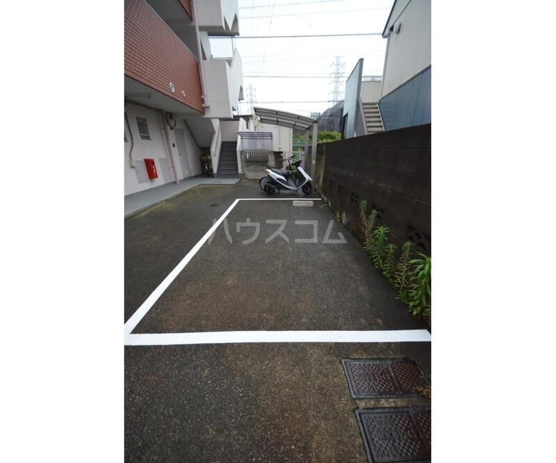 20/22 駐車場