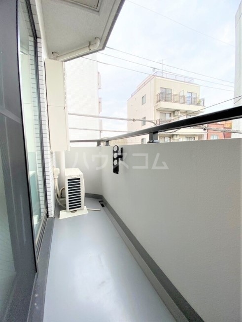 19/26 バルコニー