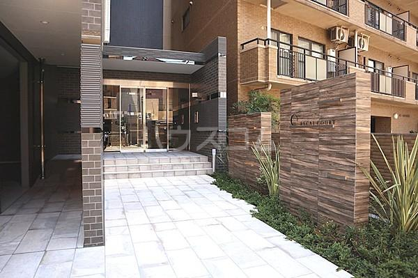 22/29 エントランス