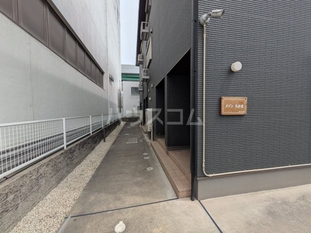 22/30 エントランス