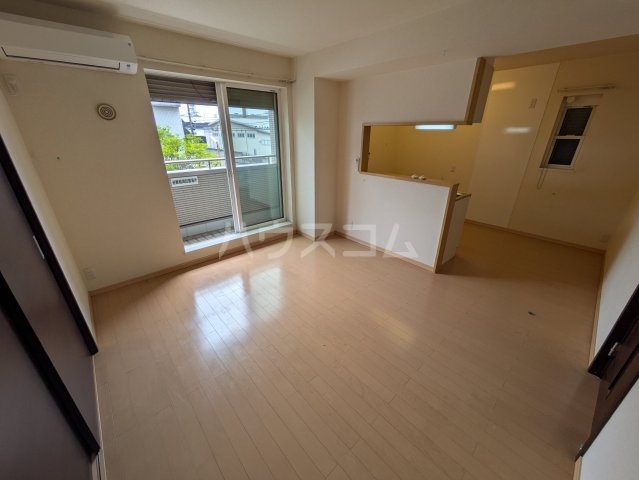 2/30 リビング/ダイニング