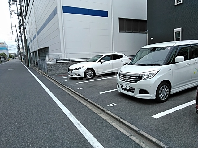 24/30 駐車場