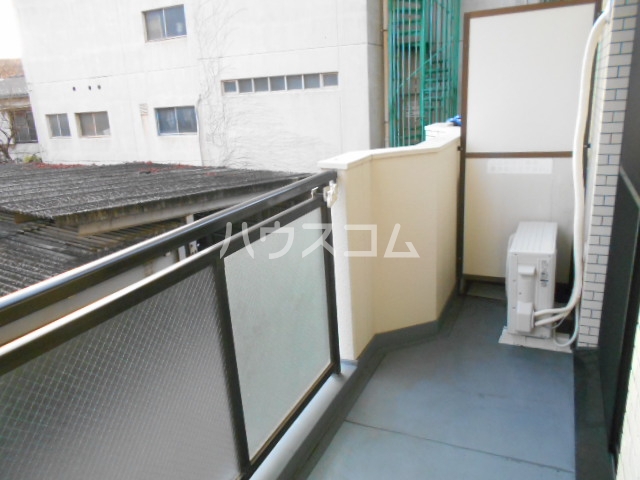 17/23 バルコニー