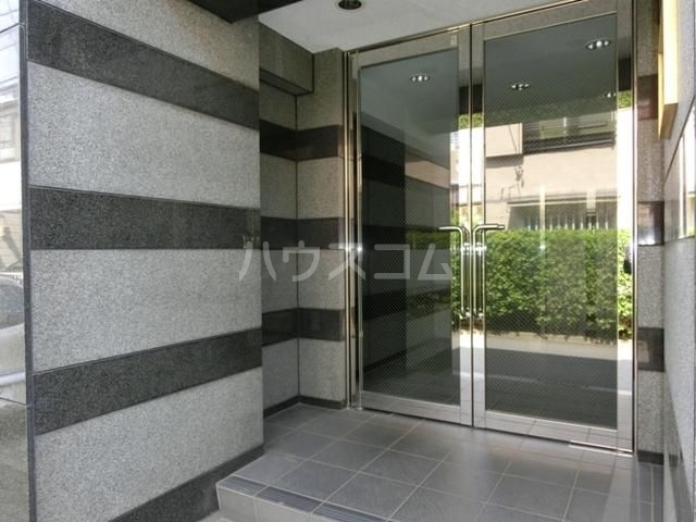 14/22 エントランス