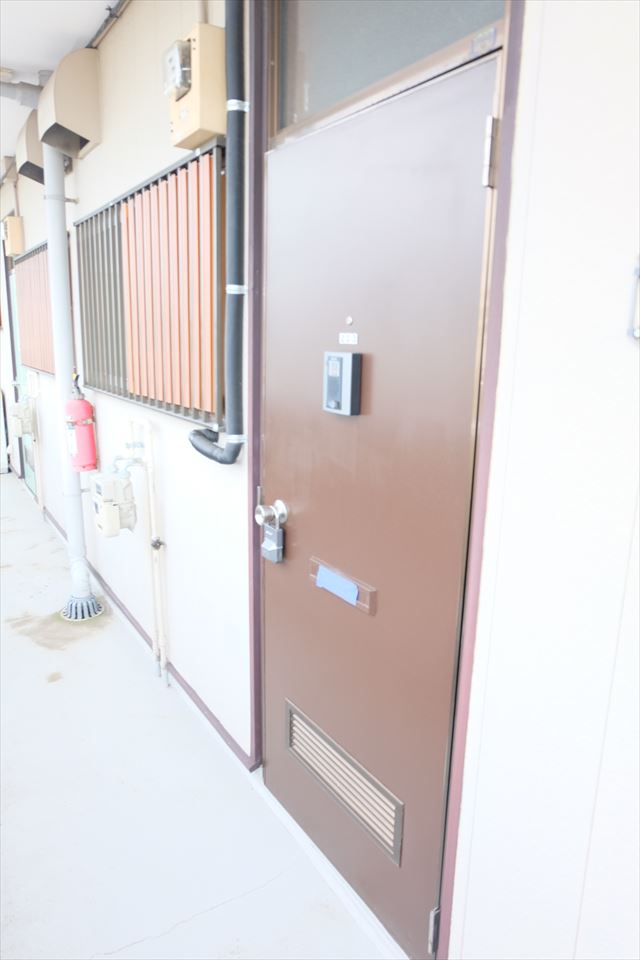 18/20 エントランス