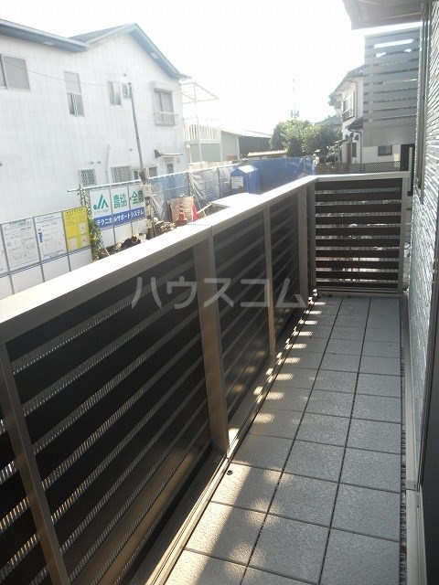 23/30 バルコニー